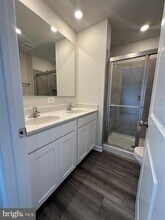 40 Brookfield Mews in Ranson, WV - Building Photo - Building Photo