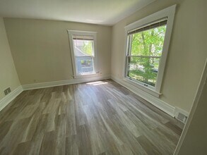 1411 Golden Ave, Unit 2 in Ann Arbor, MI - Building Photo - Building Photo