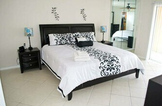 201-178 178th Dr in Sunny Isles Beach, FL - Building Photo - Building Photo