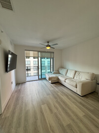 89 NW 30th St, Unit A in Miami, FL - Foto de edificio - Building Photo