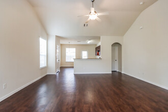 12215 Roy Mix Bohn Lane in Houston, TX - Building Photo - Building Photo