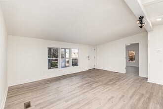 130 Old Lowesville Rd in Stanley, NC - Building Photo - Building Photo