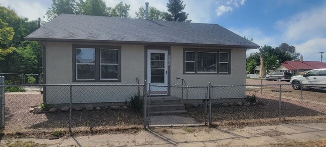 property at 325 N Pikes Peak Ave