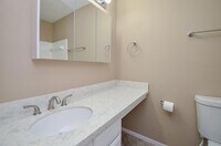 18135 Brooknoll Dr photo'