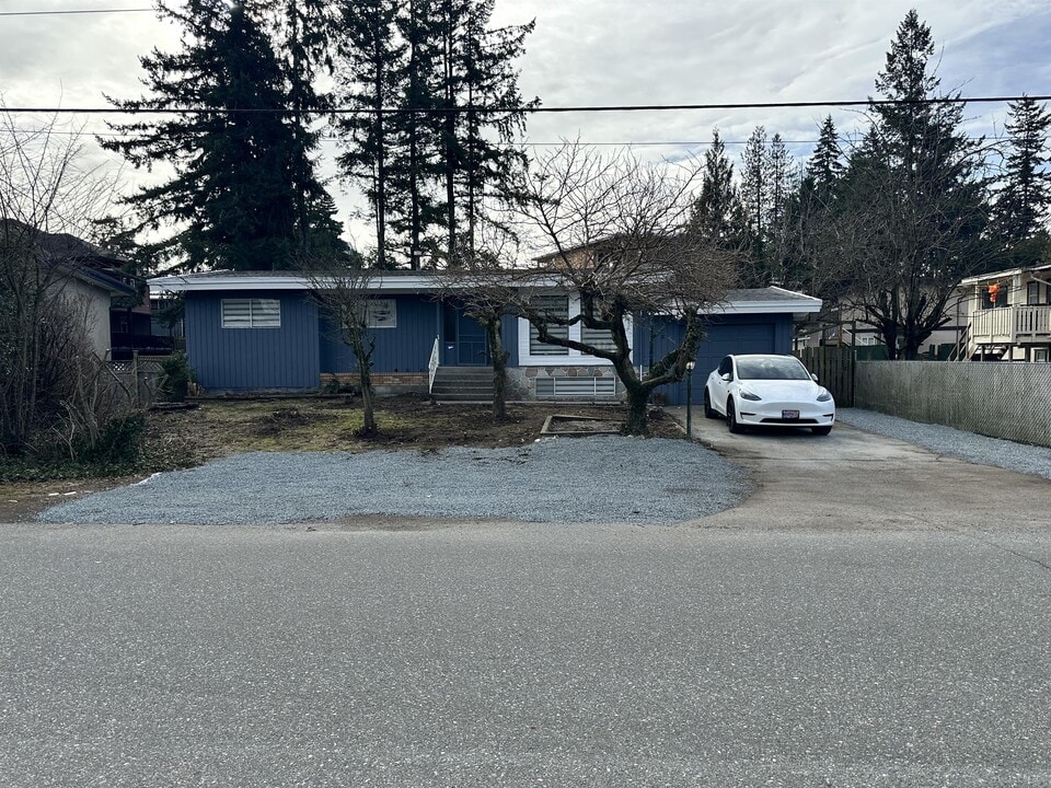 31916 Coral Ave in Abbotsford, BC - Building Photo