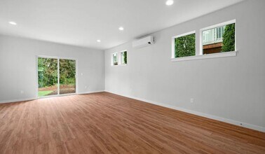 865 SW Grove St in Corvallis, OR - Building Photo - Building Photo