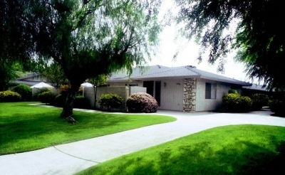 Westridge Apartments in Bakersfield, CA - Foto de edificio