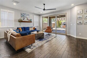 4352 S Intensity in Mesa, AZ - Foto de edificio - Building Photo