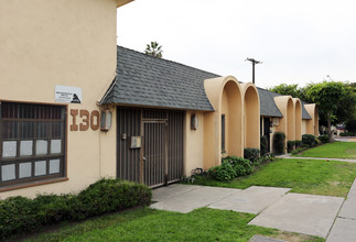 130 W Winston Rd in Anaheim, CA - Building Photo - Building Photo