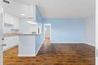 927 Daisy Ave in Long Beach, CA - Building Photo - Building Photo