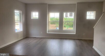 235 Crofton Ct in Stephenson, VA - Building Photo - Building Photo