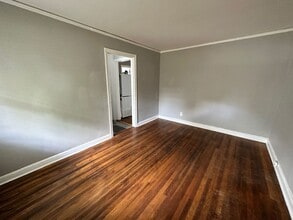 108-110 Kilbourne Rd in Columbia, SC - Building Photo - Building Photo