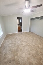 18640 SE 22nd Ln in Silver Springs, FL - Building Photo - Building Photo