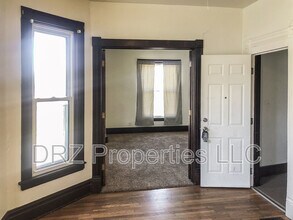 1012 Bridge St NW in Grand Rapids, MI - Building Photo - Building Photo