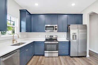 1020 N D St in Pensacola, FL - Building Photo - Building Photo