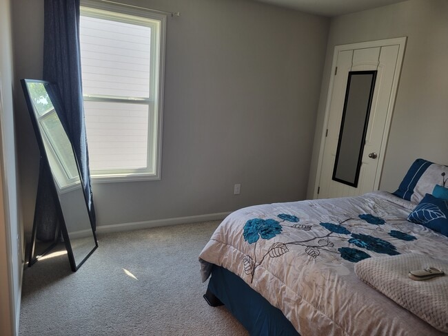 121 Garnet Dr in Acworth, GA - Building Photo - Building Photo
