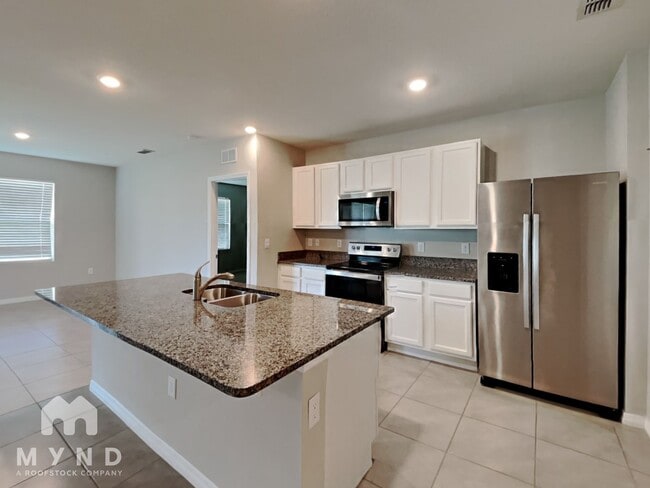 2215 Author Hls St in Winter Haven, FL - Building Photo - Building Photo