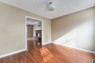 127 Suffolk Dr in Madison, AL - Building Photo - Building Photo