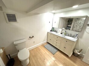 15 Orchard St, Unit 1 in Cambridge, MA - Building Photo - Building Photo