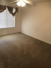 10805 Camino Ruiz-Unit -38 in San Diego, CA - Building Photo - Building Photo