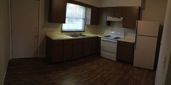 property at 503 Broad St