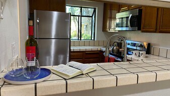 6001 Joaquin Murieta Ave in Newark, CA - Building Photo