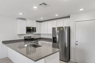 2322 Tate Ave in North Las Vegas, NV - Building Photo - Building Photo