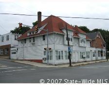 632 Fall River Ave in Seekonk, MA - Foto de edificio - Building Photo