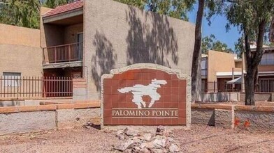 2839 E Le Marche Ave in Phoenix, AZ - Building Photo - Building Photo