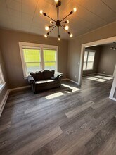 2811 Simpson Ave in Hoquiam, WA - Building Photo - Building Photo