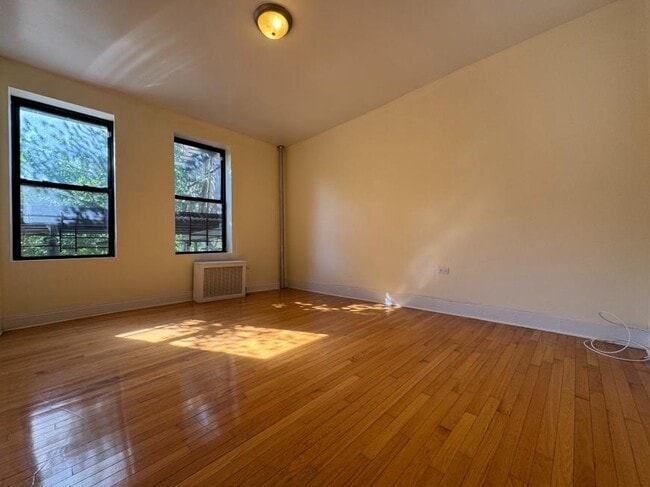 property at 884 Riverside Dr