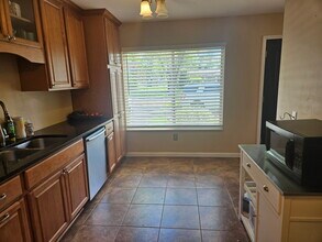 336 Rustic Cir in White Lake, MI - Building Photo - Building Photo