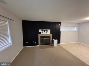 8001 Greenspring Way in Owings Mills, MD - Building Photo - Building Photo