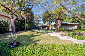 2425 Barcelona Dr in Fort Lauderdale, FL - Building Photo - Building Photo