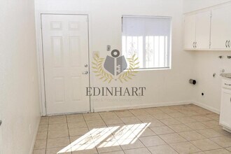 2303 S Poppy Ave in Fresno, CA - Building Photo - Building Photo