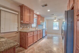 4710 Willowbend Blvd in Houston, TX - Building Photo - Building Photo