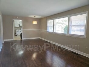 13 Erskine Ln in Aiken, SC - Building Photo - Building Photo