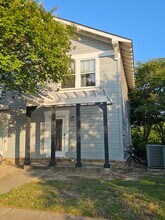 1725 Harvey Mitchell Pkwy S, Unit 911 in College Station, TX - Foto de edificio - Building Photo