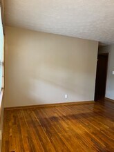 2545 S Nettleton Ave in Springfield, MO - Building Photo - Building Photo