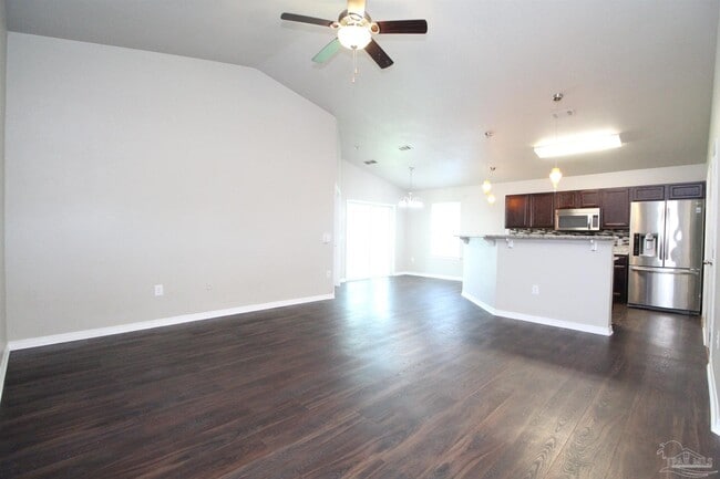 10660 Shear St in Pensacola, FL - Building Photo - Building Photo