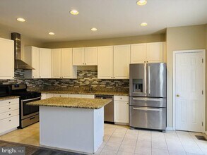 6023 Anne Marie Terrace in Centreville, VA - Building Photo - Building Photo