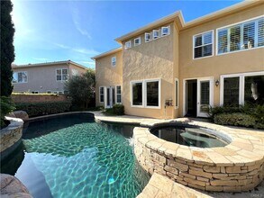 19292 Jasper Hill Rd in Trabuco Canyon, CA - Building Photo - Building Photo