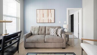 15401 Chenal Pkwy, Unit 4210 in Little Rock, AR - Building Photo