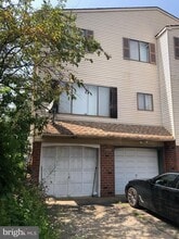 9244 Jamison Ave in Philadelphia, PA - Building Photo - Building Photo
