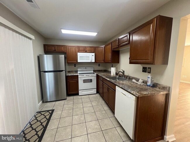 43 Taos Cir in Middle River, MD - Building Photo - Building Photo