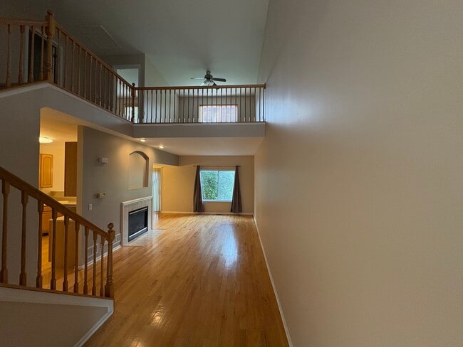 2221 Stoughton Dr in Aurora, IL - Building Photo - Building Photo