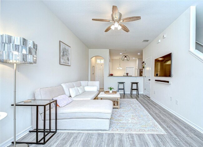 10822 Verawood Dr in Riverview, FL - Building Photo - Building Photo