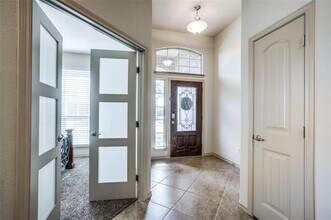 3041 Maple Creek Dr in Fort Worth, TX - Building Photo - Building Photo