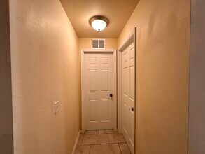 531 SE 5th Pl in Cape Coral, FL - Building Photo - Building Photo