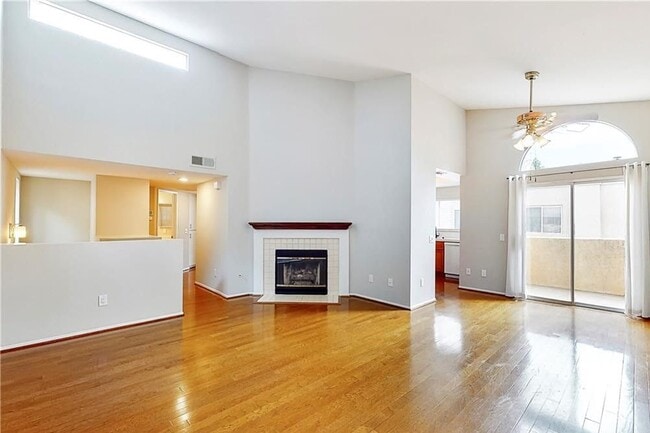 property at 25120 Steinbeck Ave